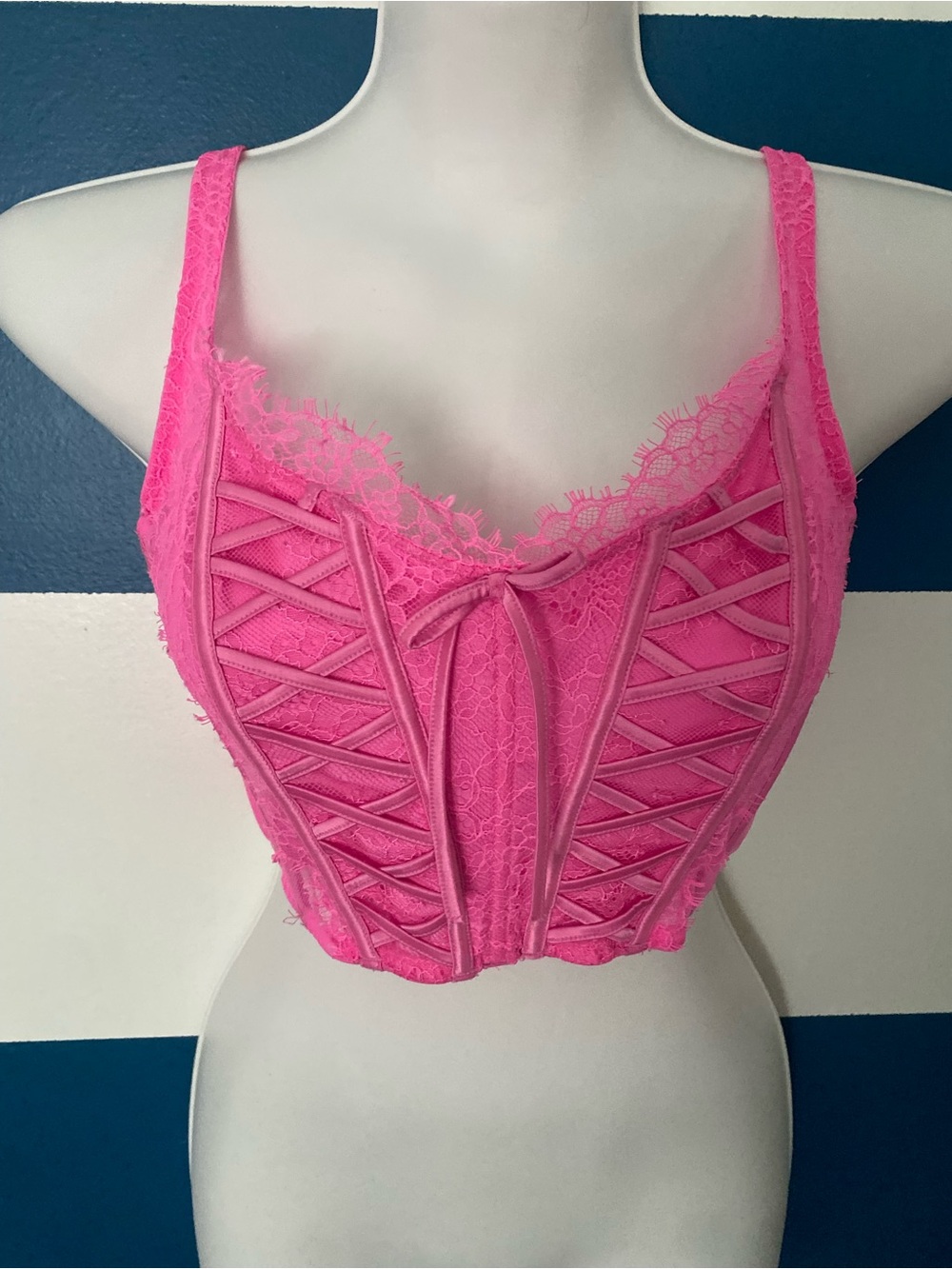Victorias Secret Dream Angels Lace Corset Crop Top - vibrant Pink